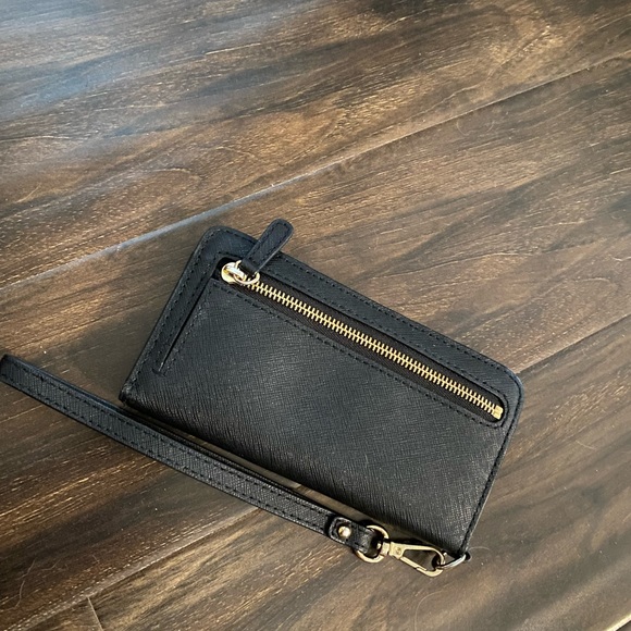 Michael Kors iPhone wristlet wallet - Picture 3 of 3